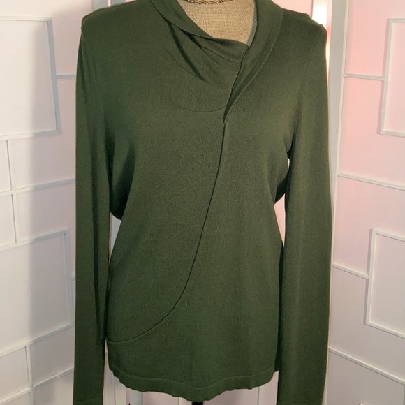 Preston & York Green Sweater with fold over collar - Picture 2 of 7